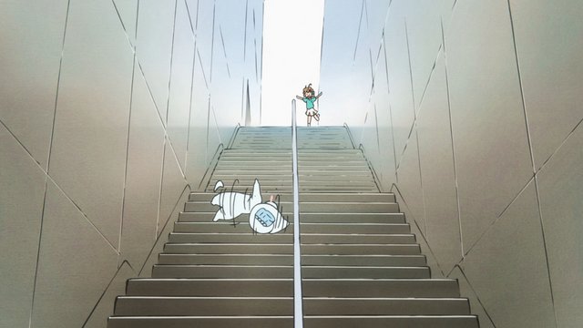 京都站前电器店外十字路口